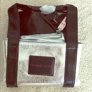 NEW WITH TAGS VICTORIAS SECRET BEACH BAG METALLIC